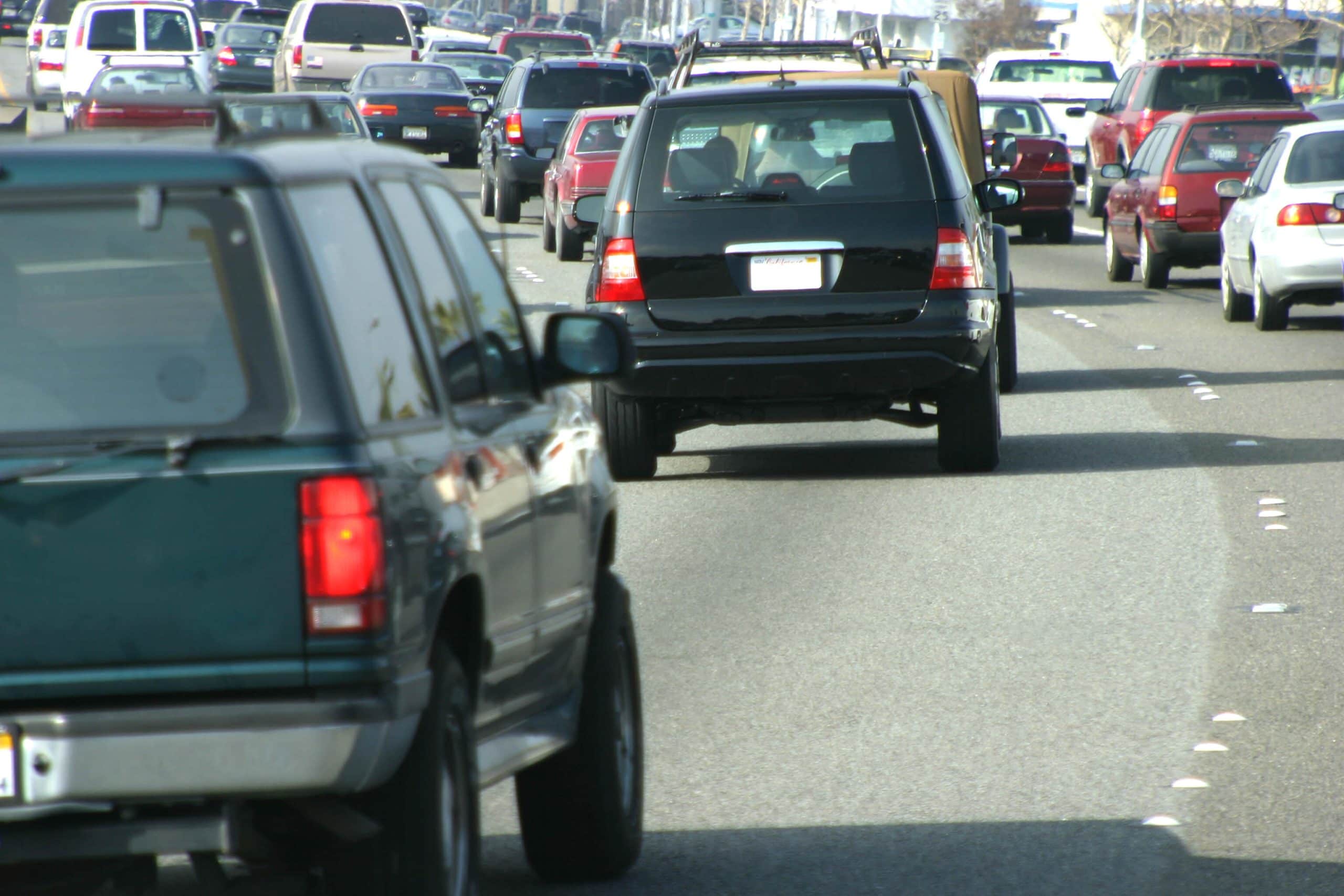 Who Is at Fault in a Lane Change Accident in North Carolina?